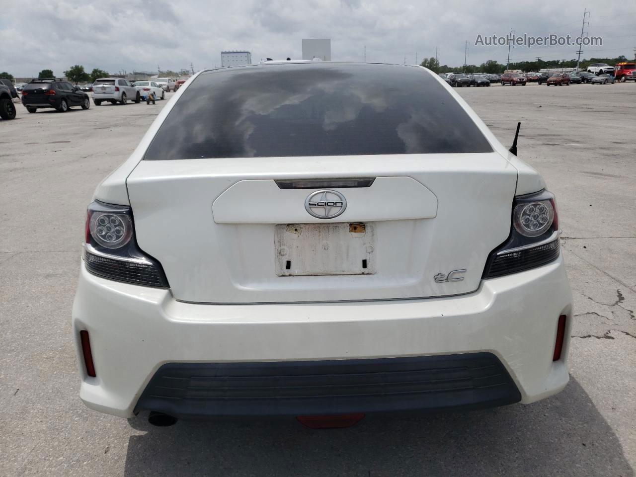 2015 Toyota Scion Tc  White vin: JTKJF5C7XFJ005310