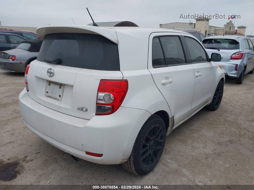 2008 Scion Xd   White vin: JTKKU10408J008393