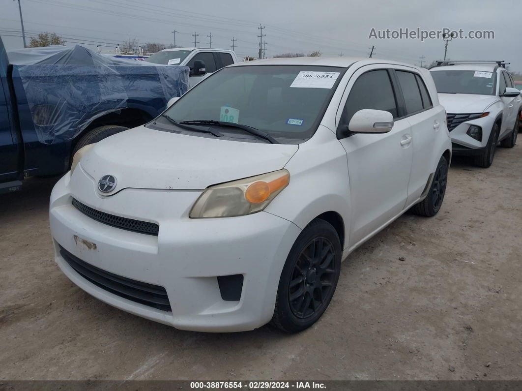 2008 Scion Xd   White vin: JTKKU10408J008393