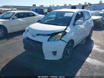 2008 Scion Xd White vin: JTKKU10418J025624