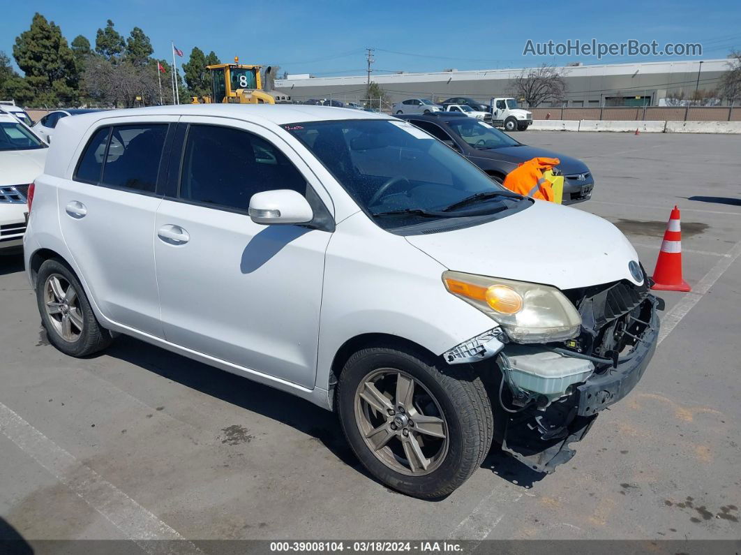 2008 Scion Xd   White vin: JTKKU10448J025651