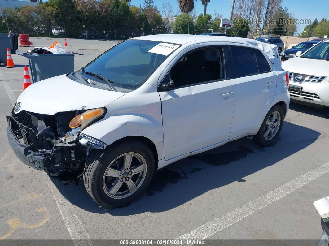 2008 Scion Xd   White vin: JTKKU10448J025651