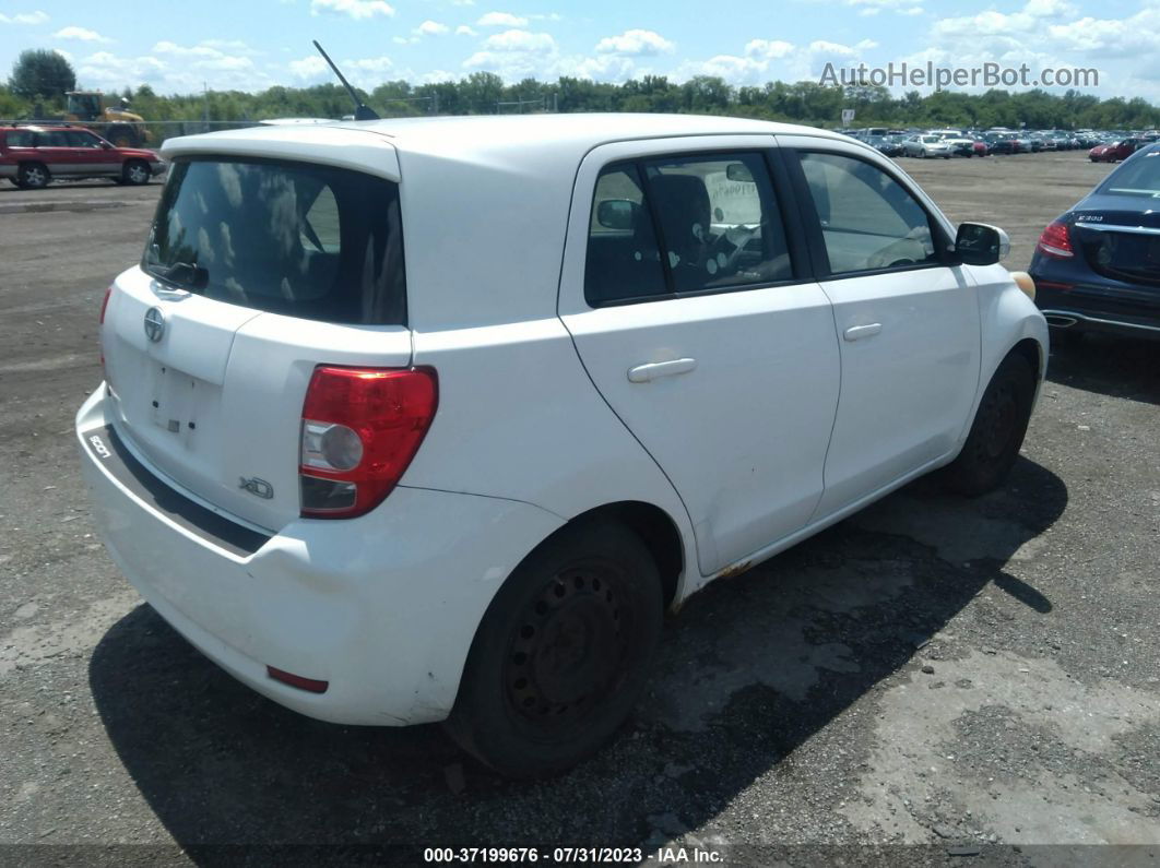 2008 Scion Xd   White vin: JTKKU10458J022838