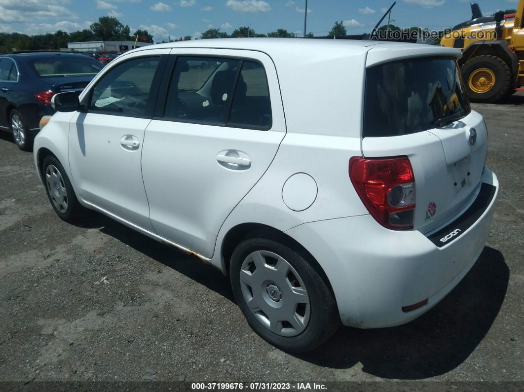 2008 Scion Xd   White vin: JTKKU10458J022838