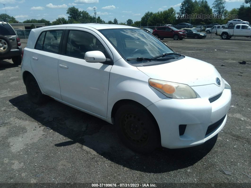 2008 Scion Xd   White vin: JTKKU10458J022838