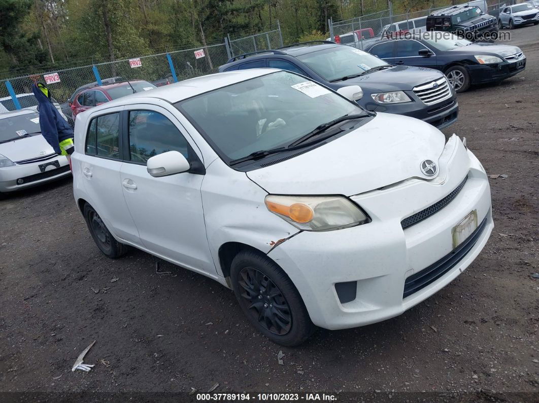 2008 Scion Xd   White vin: JTKKU10468J028390