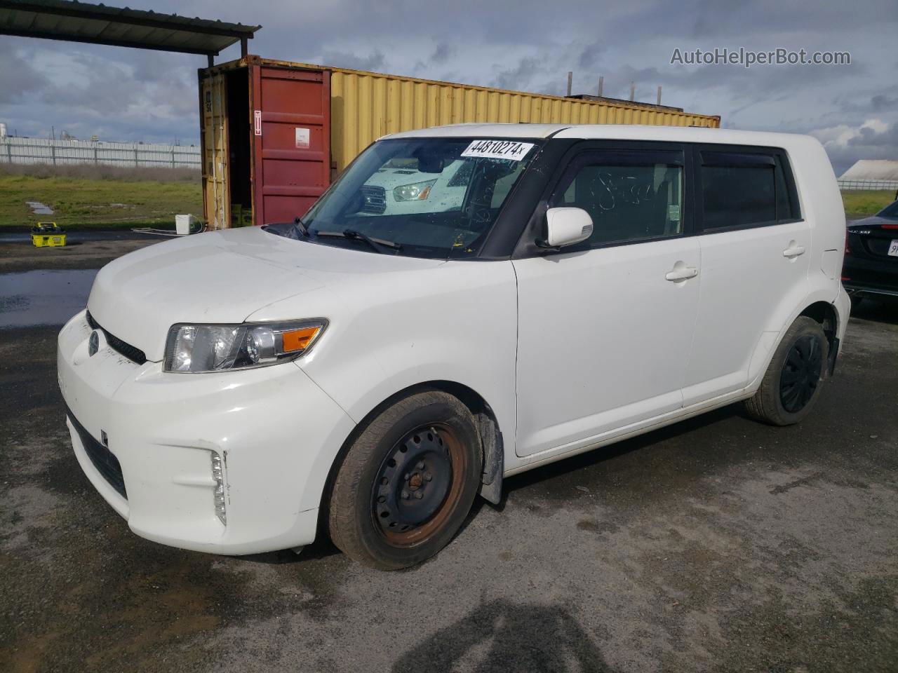 2015 Toyota Scion Xb  White vin: JTLZE4FE2FJ071047