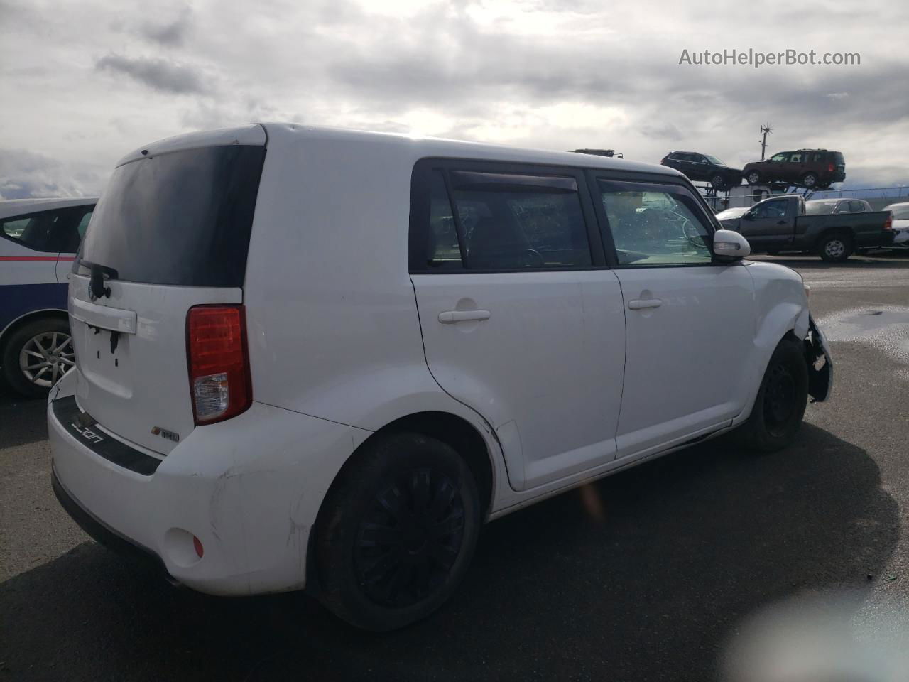 2015 Toyota Scion Xb  Белый vin: JTLZE4FE2FJ071047