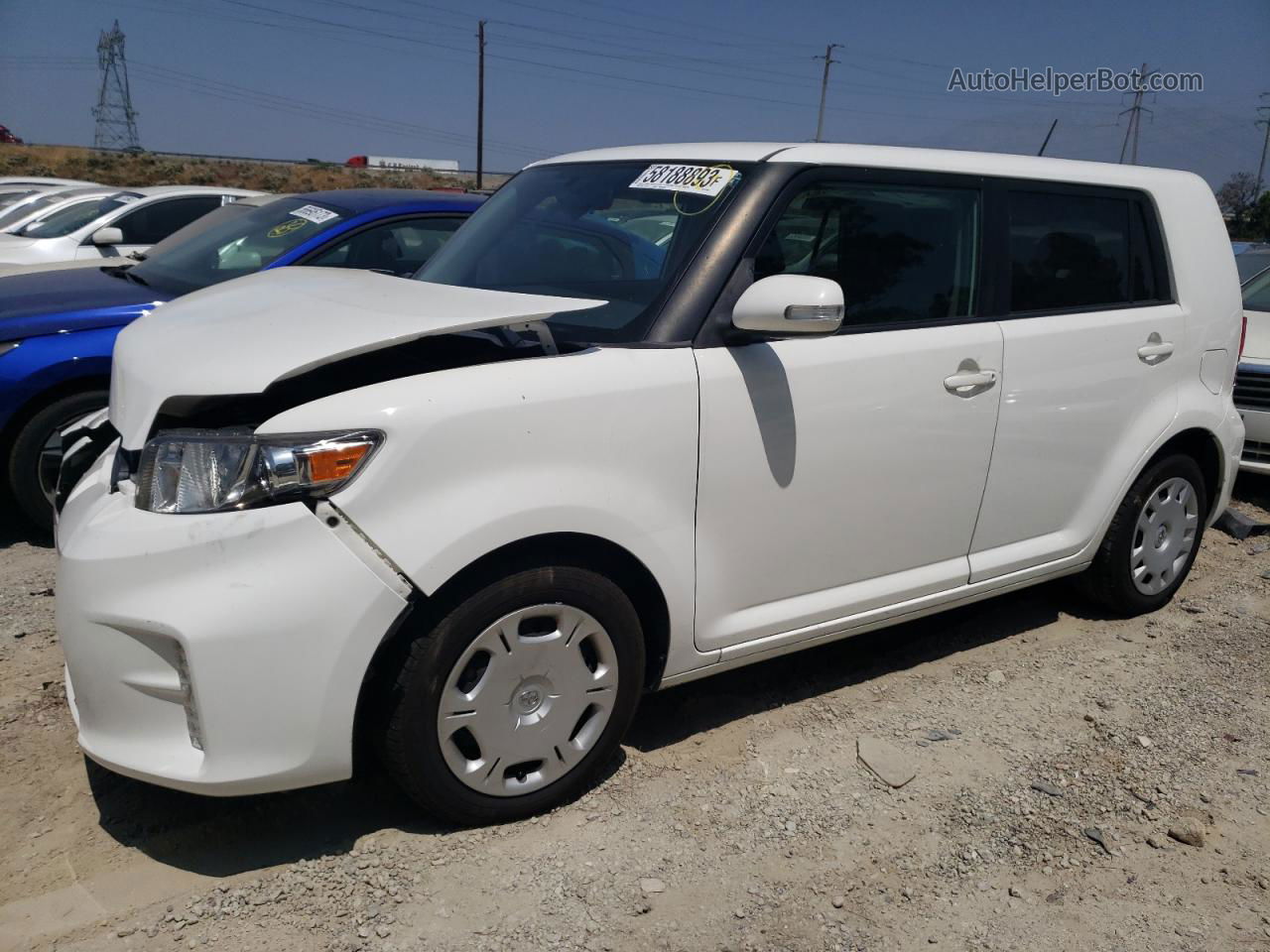 2015 Toyota Scion Xb  White vin: JTLZE4FE2FJ076698