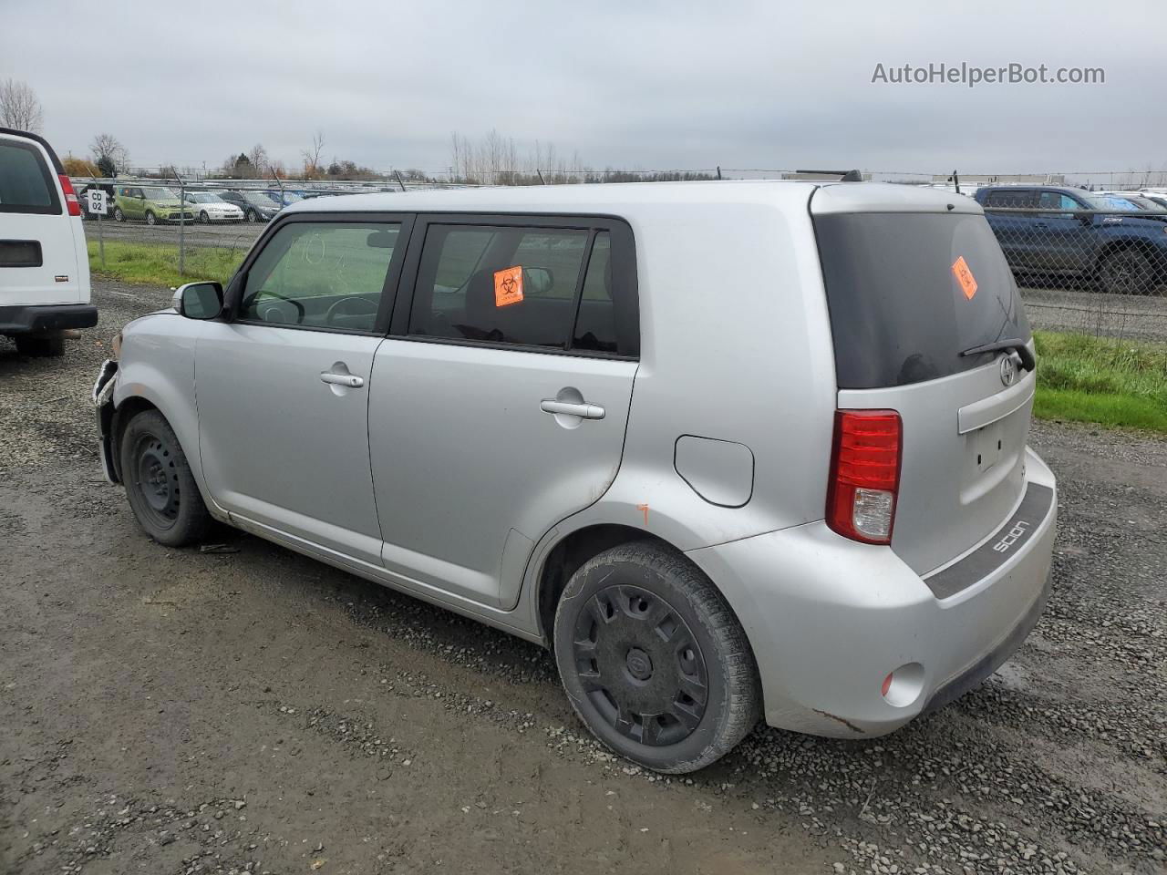 2015 Toyota Scion Xb  Silver vin: JTLZE4FE3FJ072644