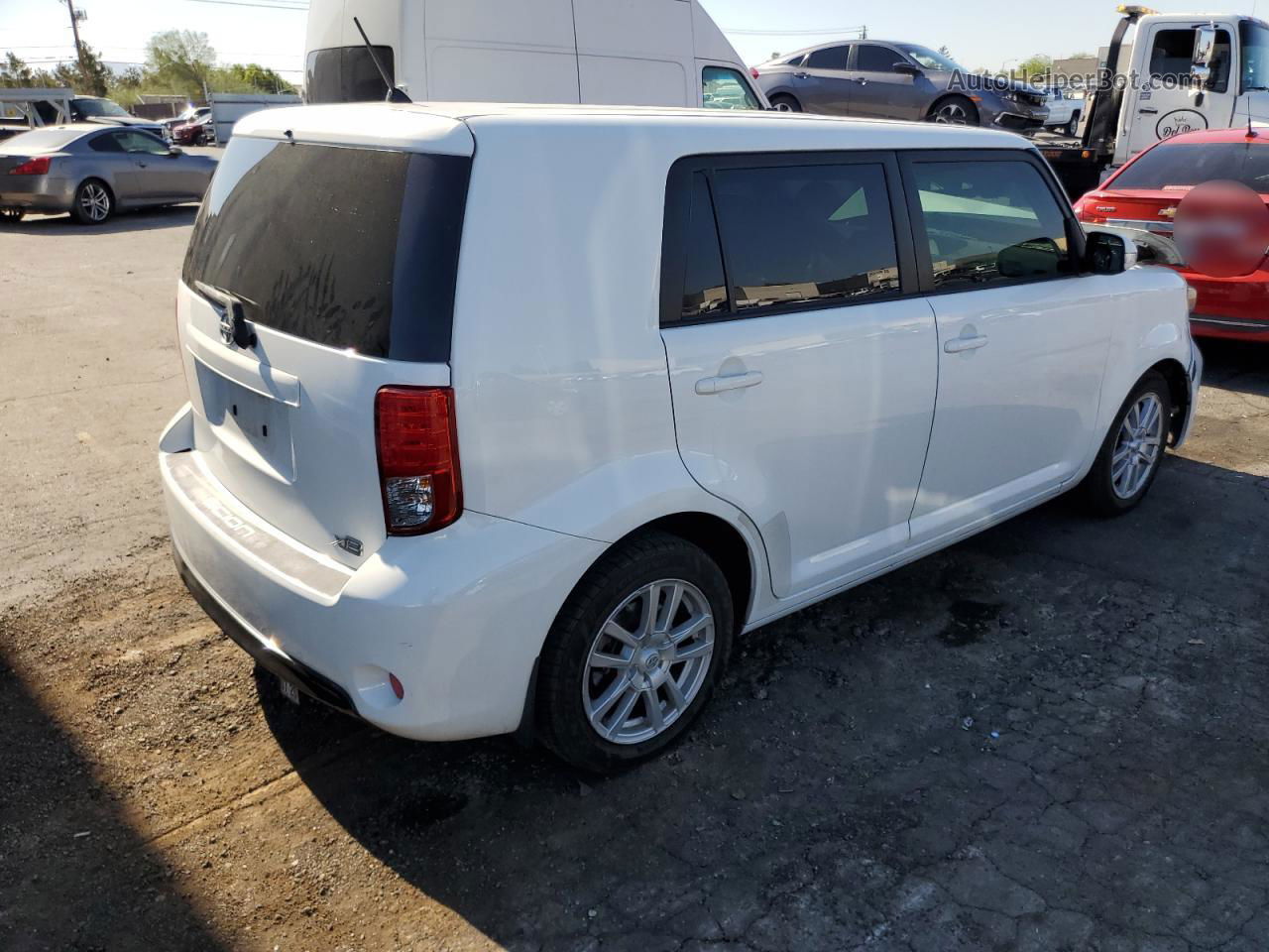 2015 Toyota Scion Xb  White vin: JTLZE4FE5FJ076565