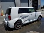 2015 Toyota Scion Xb  White vin: JTLZE4FE5FJ082284