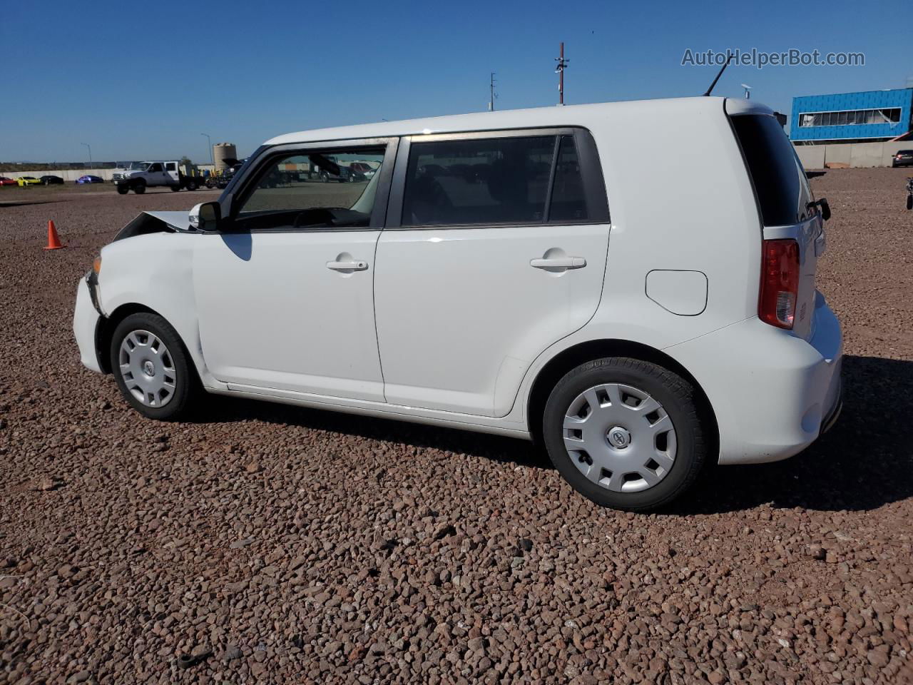 2015 Toyota Scion Xb  White vin: JTLZE4FE7FJ078396