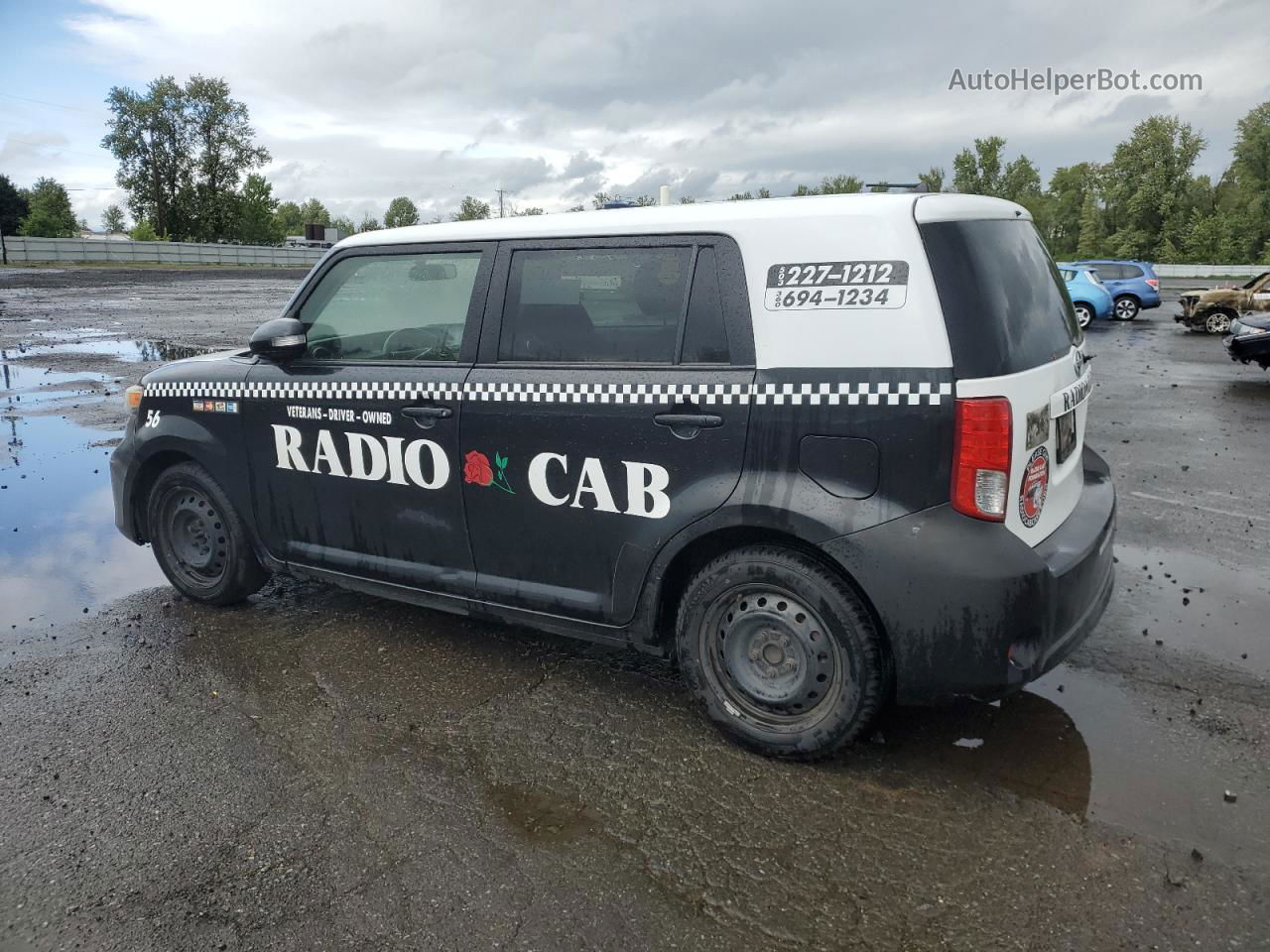 2015 Toyota Scion Xb  White vin: JTLZE4FE8FJ066967