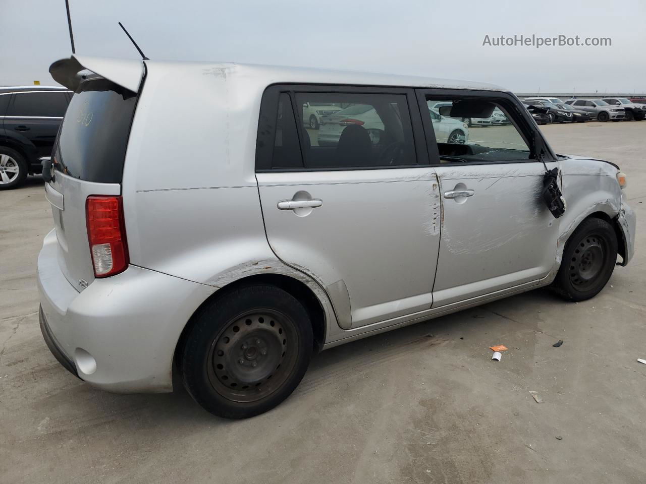 2015 Toyota Scion Xb  Silver vin: JTLZE4FE9FJ071465