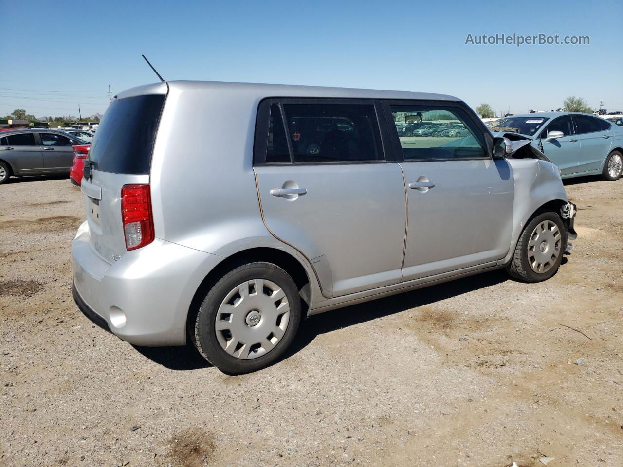 2015 Toyota Scion Xb  Silver vin: JTLZE4FE9FJ075791