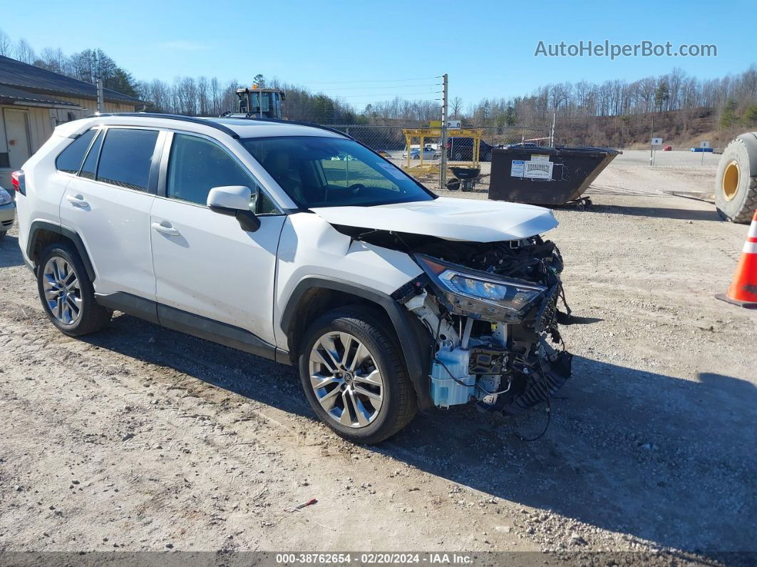 2019 Toyota Rav4 Xle Premium White vin: JTMA1RFVXKD515530