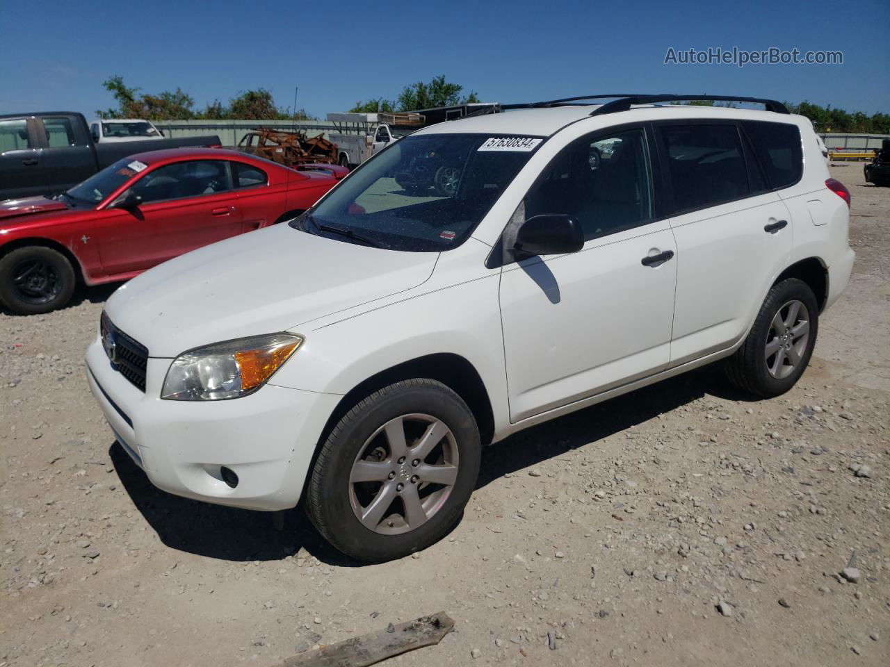 2007 Toyota Rav4  White vin: JTMBD33V076039779