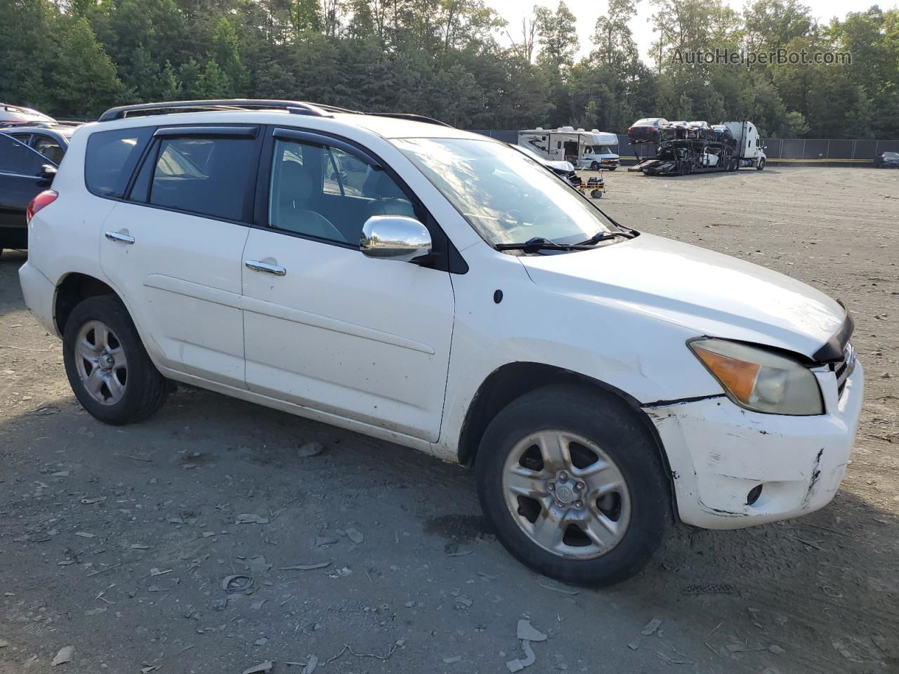 2007 Toyota Rav4  White vin: JTMBD33V475102338