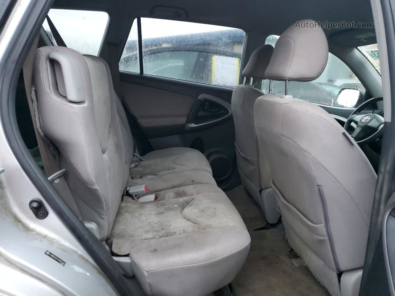 2007 Toyota Rav4  Серебряный vin: JTMBD33V476051840