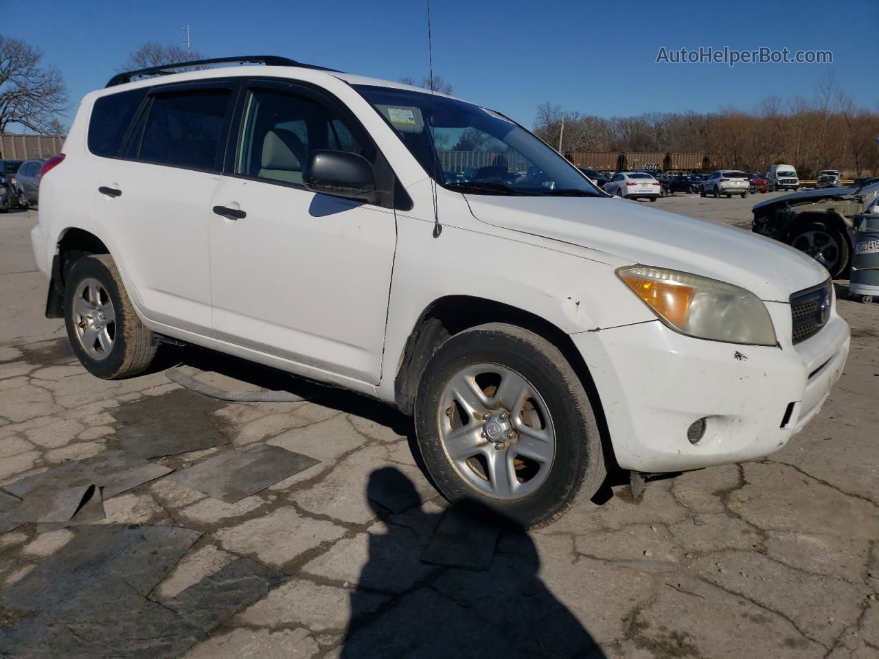 2007 Toyota Rav4  White vin: JTMBD33V775070128