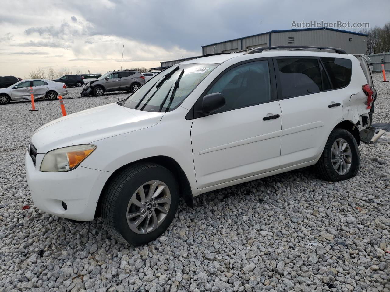 2007 Toyota Rav4  White vin: JTMBD33V975097105