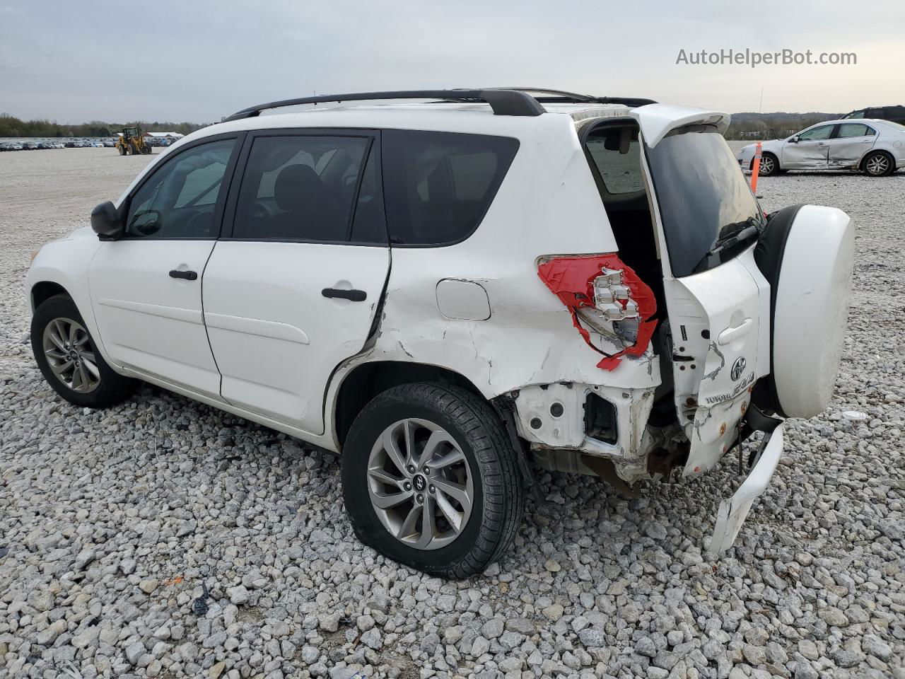 2007 Toyota Rav4  White vin: JTMBD33V975097105