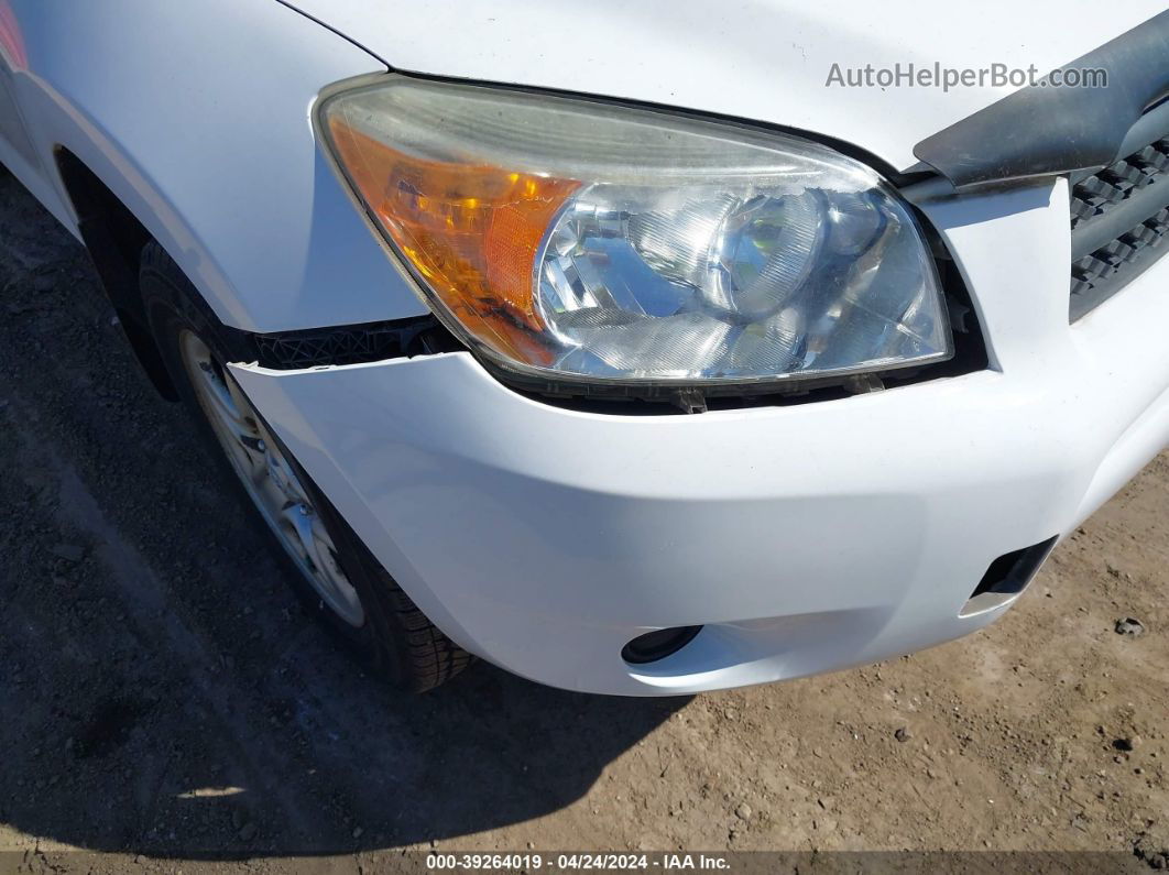 2007 Toyota Rav4   White vin: JTMBD33V975100388