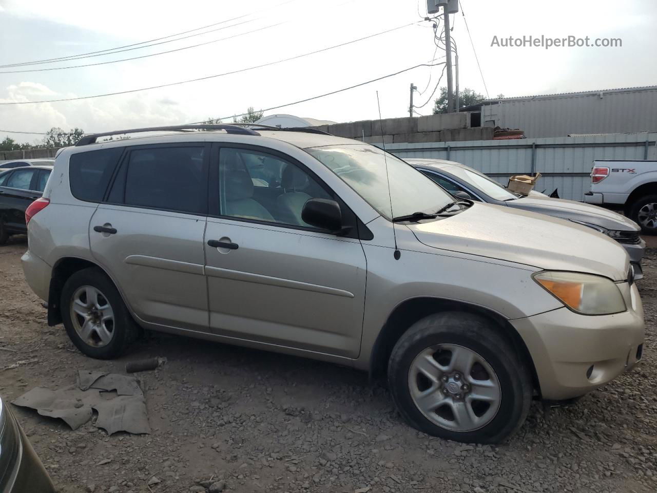 2007 Toyota Rav4  Желто-коричневый vin: JTMBD35V175090582