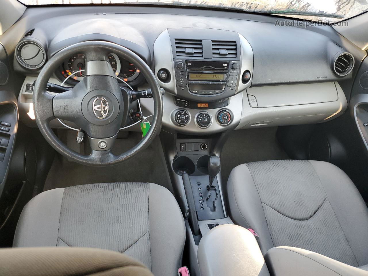 2010 Toyota Rav4  Серебряный vin: JTMBF4DV3AD031192