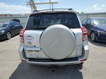 2010 Toyota Rav4  Серебряный vin: JTMBF4DV4A5019904