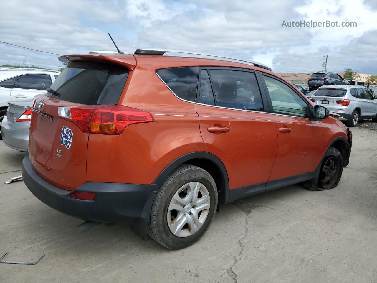 2015 Toyota Rav4 Le Orange vin: JTMBFREV0FD166195