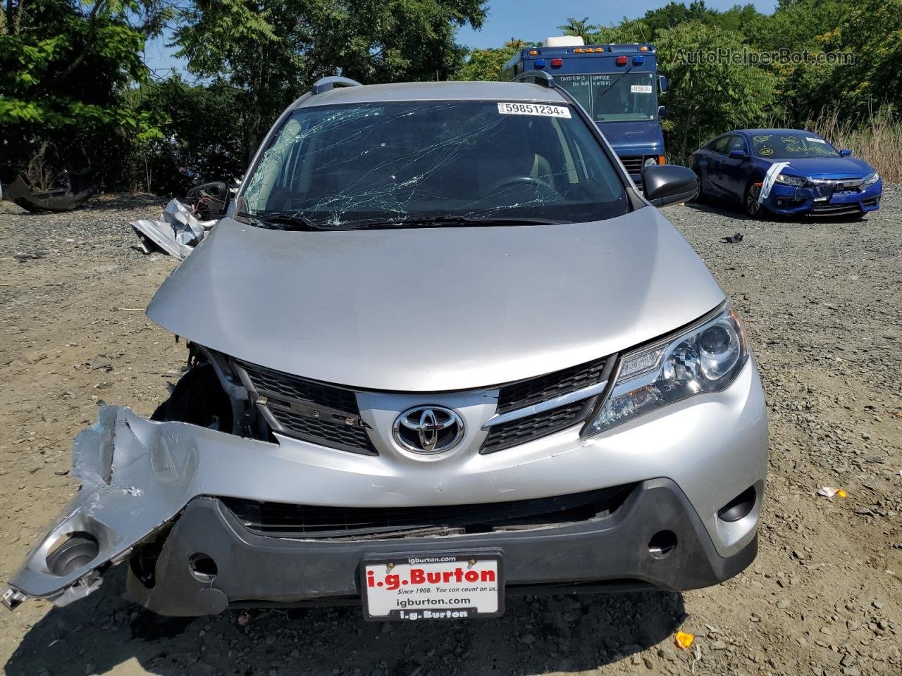 2015 Toyota Rav4 Le Silver vin: JTMBFREV0FJ030702