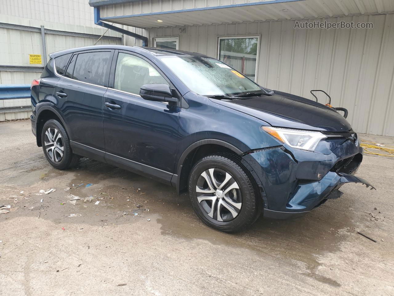 2017 Toyota Rav4 Le Blue vin: JTMBFREV0HJ715849