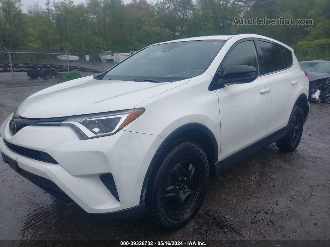 2018 Toyota Rav4 Le White vin: JTMBFREV0JJ729045