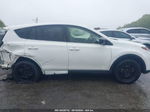 2018 Toyota Rav4 Le White vin: JTMBFREV0JJ729045