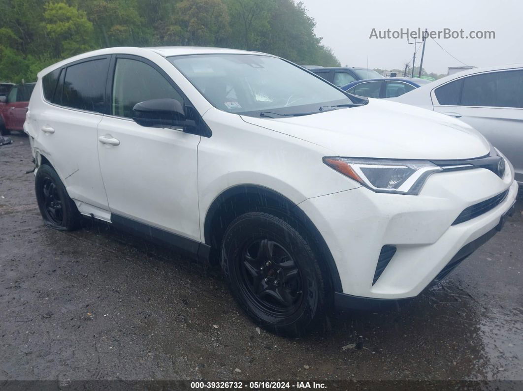 2018 Toyota Rav4 Le White vin: JTMBFREV0JJ729045