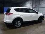 2018 Toyota Rav4 Le Белый vin: JTMBFREV1JJ718295