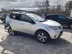 2015 Toyota Rav4 Le Silver vin: JTMBFREV2FD137782