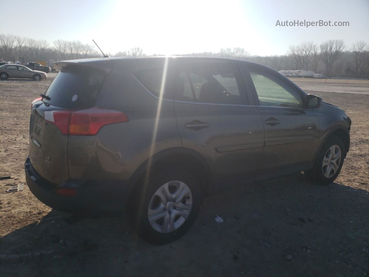 2015 Toyota Rav4 Le Brown vin: JTMBFREV2FD170166