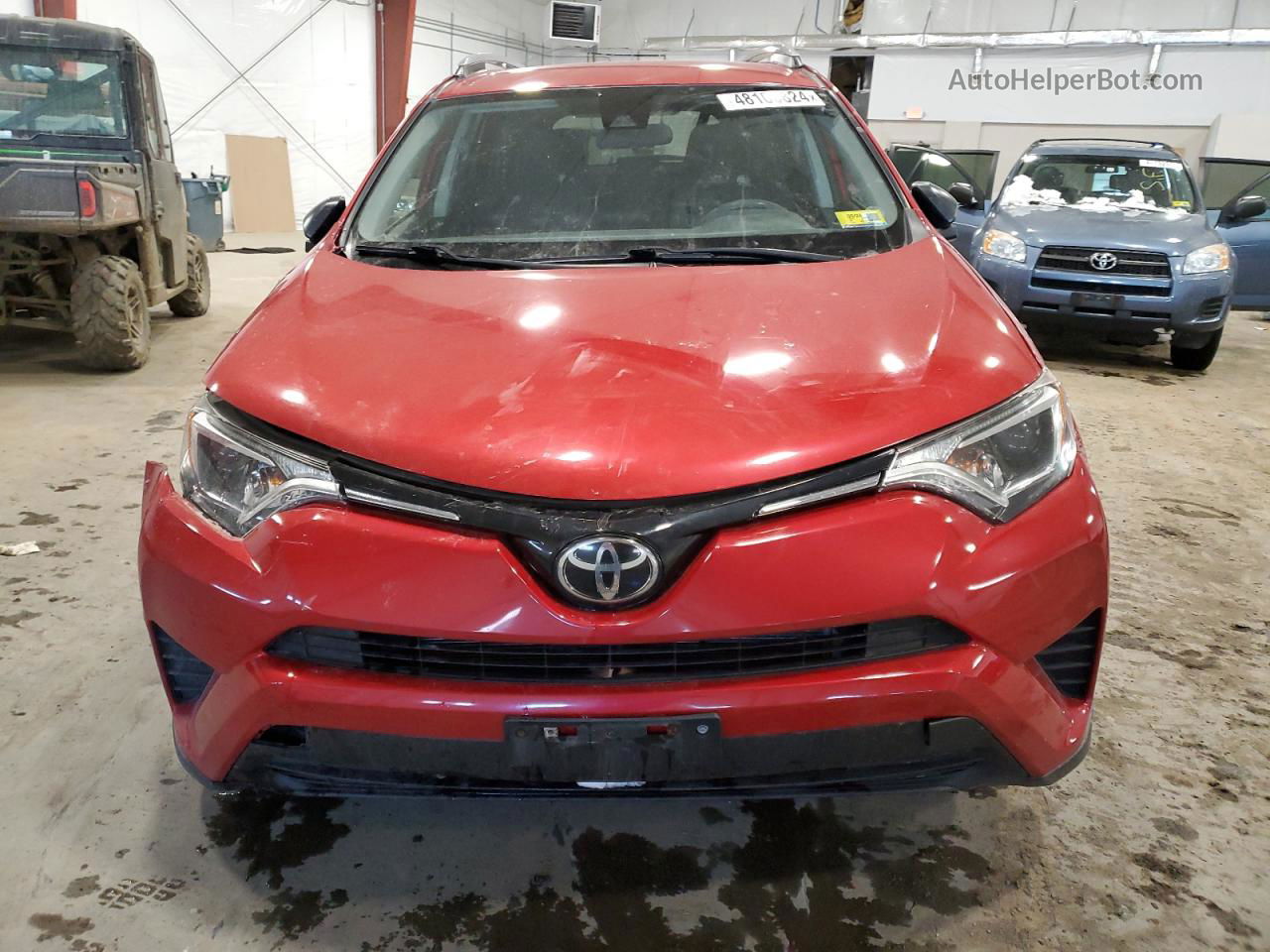 2017 Toyota Rav4 Le Красный vin: JTMBFREV2HJ127872