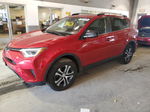 2017 Toyota Rav4 Le Red vin: JTMBFREV4HJ133589