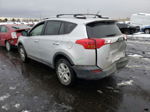 2015 Toyota Rav4 Le Silver vin: JTMBFREV6FJ024953