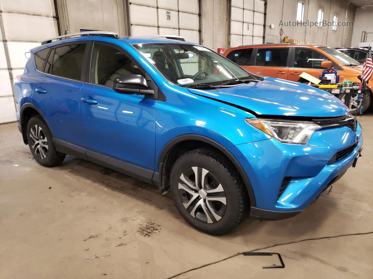 2016 Toyota Rav4 Le Blue vin: JTMBFREV6GD178854