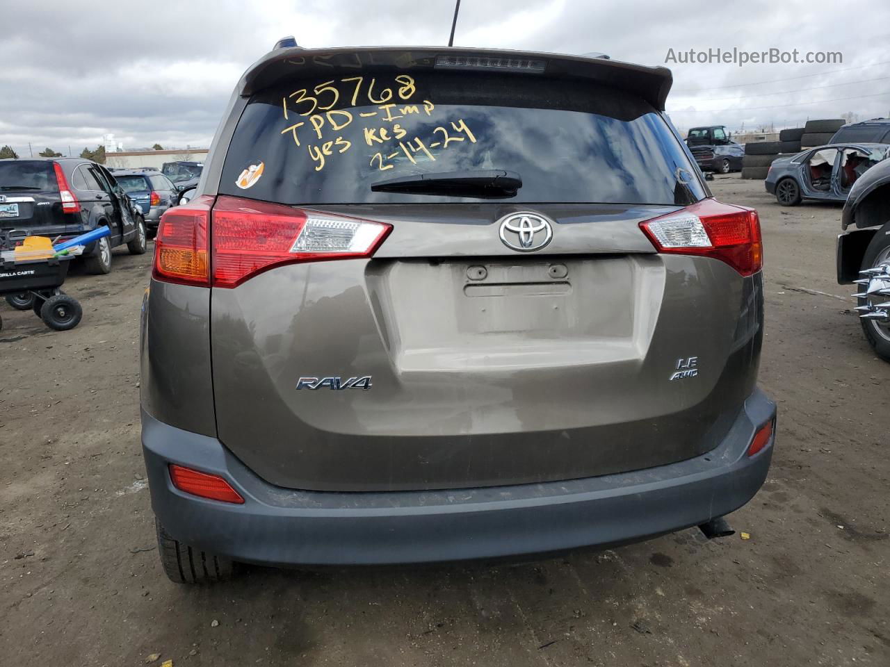 2015 Toyota Rav4 Le Brown vin: JTMBFREV7FD116491