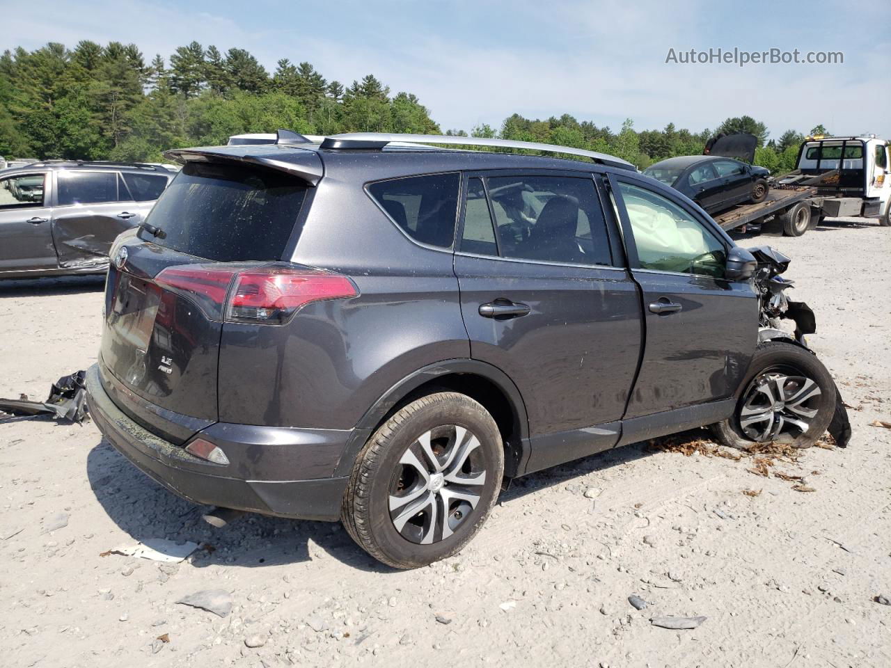 2016 Toyota Rav4 Le Gray vin: JTMBFREV7GJ092938