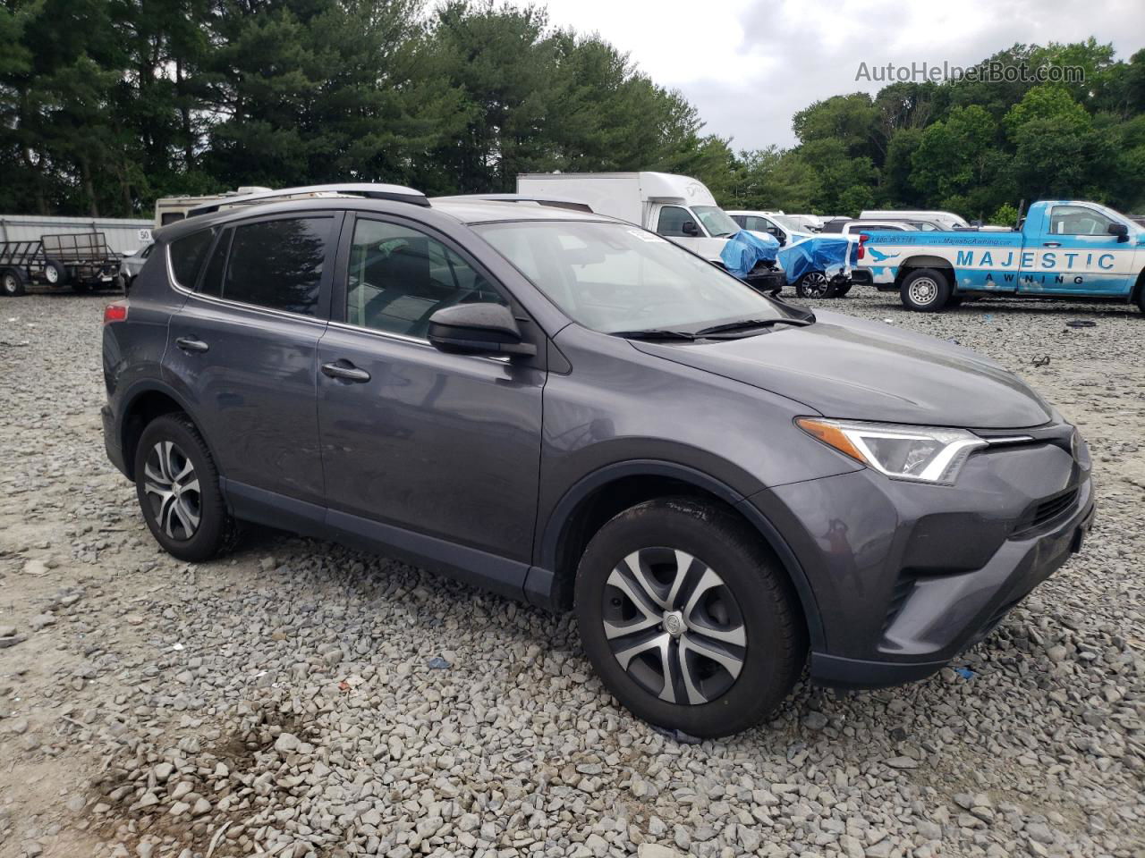 2017 Toyota Rav4 Le Gray vin: JTMBFREV7HJ708333