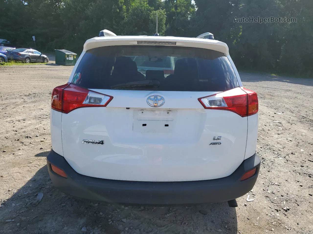 2015 Toyota Rav4 Le White vin: JTMBFREV9FD142221