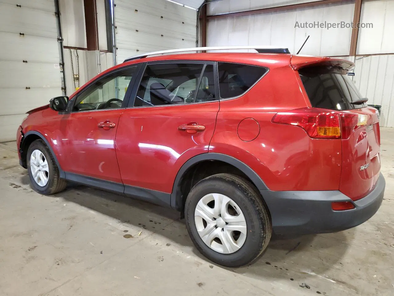 2015 Toyota Rav4 Le Red vin: JTMBFREV9FD156569