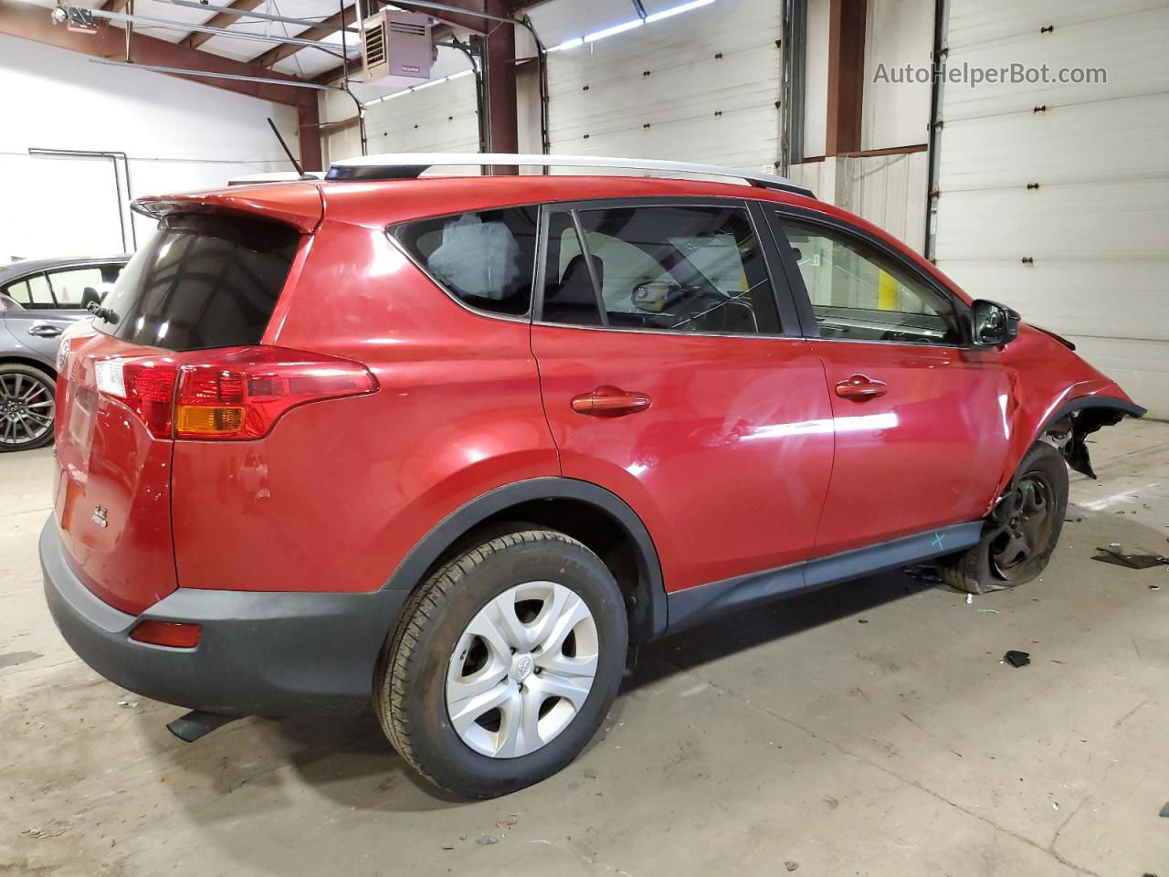 2015 Toyota Rav4 Le Red vin: JTMBFREV9FD156569